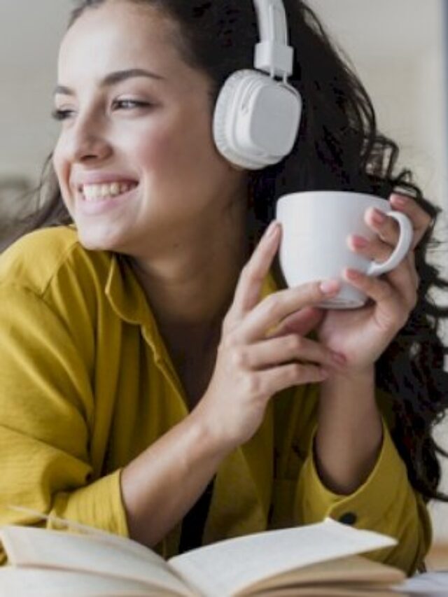Best Headphones Under 2,000